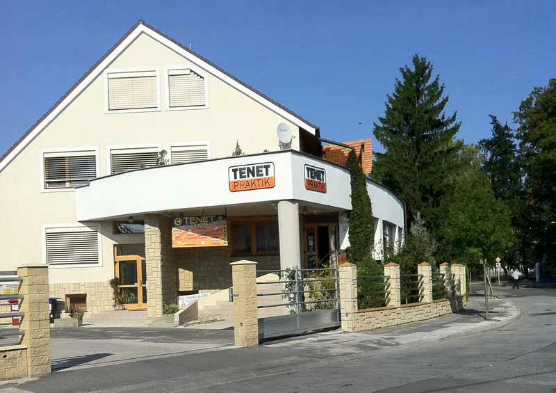 Budova predajne TENET-PRAKTIK s. r. o.